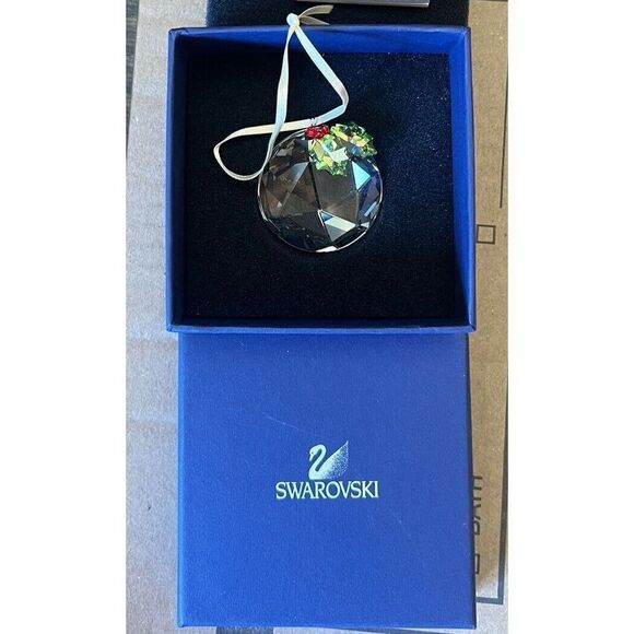 New In Box Swarovski Holly Window Christmas Ornament - Picture 2 of 2
